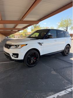 Range Rover Supercharged V8