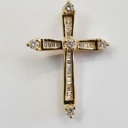 Diamond Cross 14kt Yellow gold 