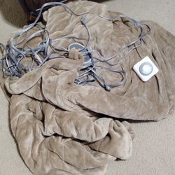 Noble Excellence Microlight Luxury Heated Blanket