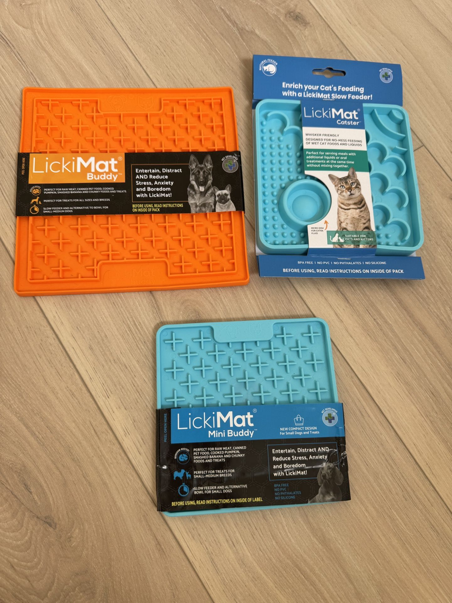 Brand New Dog Cat Lick Mats