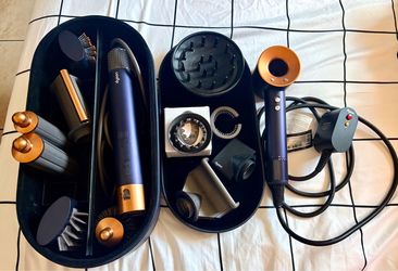Dyson airwrap multi styler complete set with Dyson original dryer set