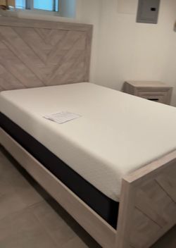 Bobs Furniture Bed Set