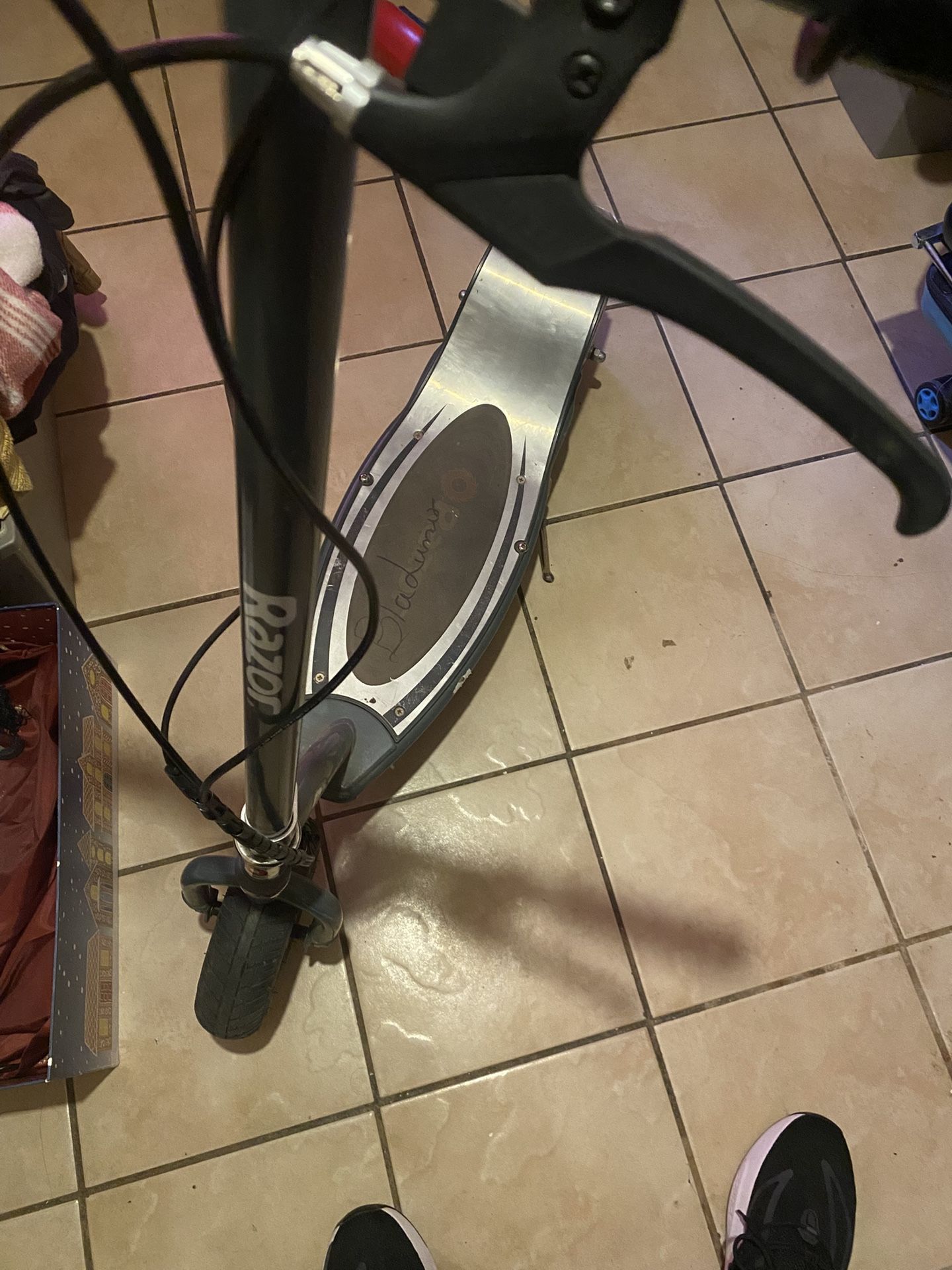 Razor Scoter With Charger New Batteries