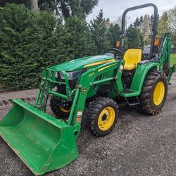 2020 John Deere 3025e Tractor/Backhoe