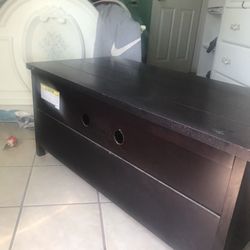Tv stand