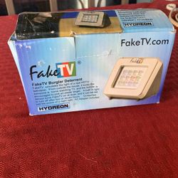 FakeTV FTV-11 Extra Bright Burglar Deterrent Television Simulator