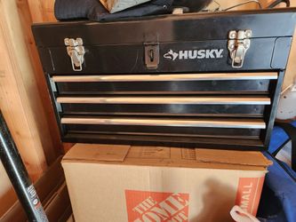 Small Husky Toolbox
