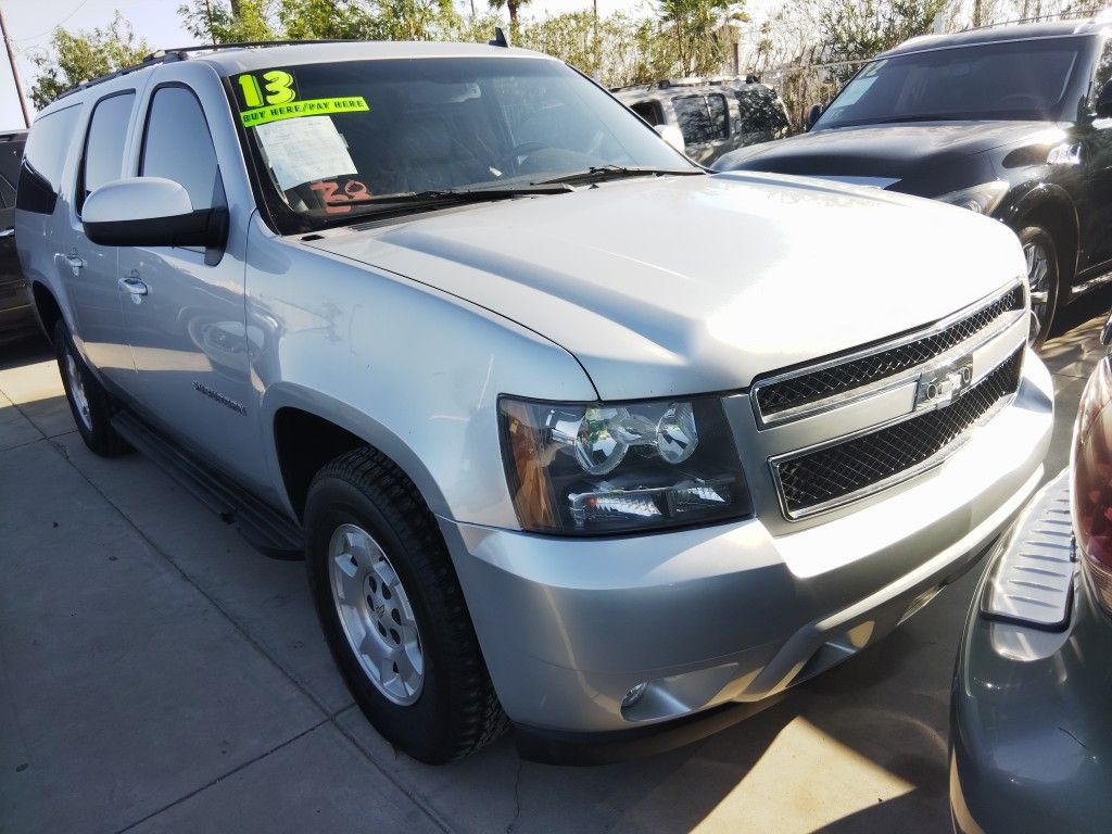 2013 Chevrolet Suburban Lt 4x4