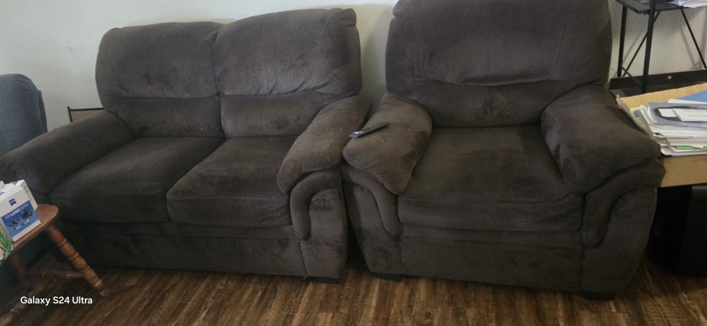 Sofa Set $150 In IVANHOE Dark Brown