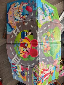 Foldable Disney Mat For Play Time