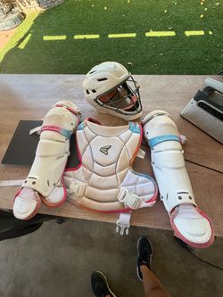 Catchers Gear Jen Shro