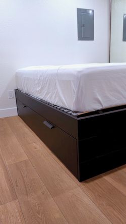 Queen Size Space Saving Bed Frame, 4 Drawers