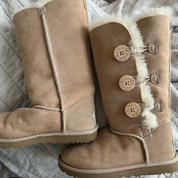 Uggs Size 5