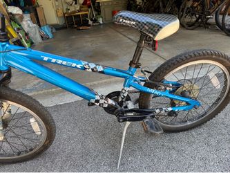 Trek MT 60 kids bicycle