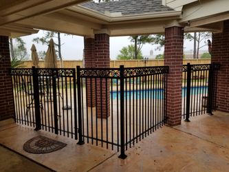 Pool fence