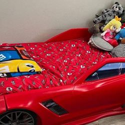 Kids Corvette bed with mattress & toy organizer