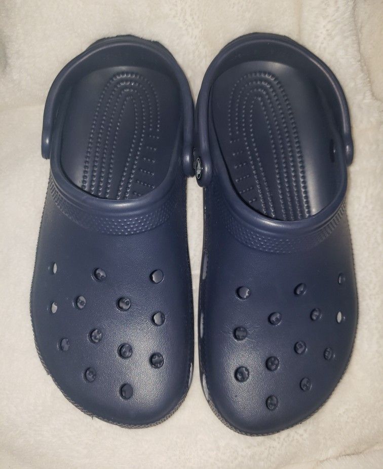 Like New Navy Blue Crocs M7 W8