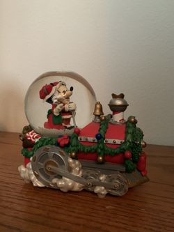 Disney Mickey Mouse Snowglobe