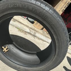 Yokohama 235/55/R19.       105V /    GOOD CONDITION 