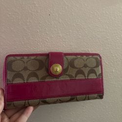 Pink coach vintage wallet