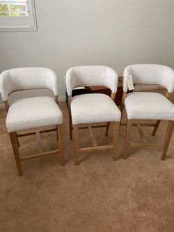 Bar stools new condition