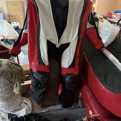 Motorcycle Gear / Bilt