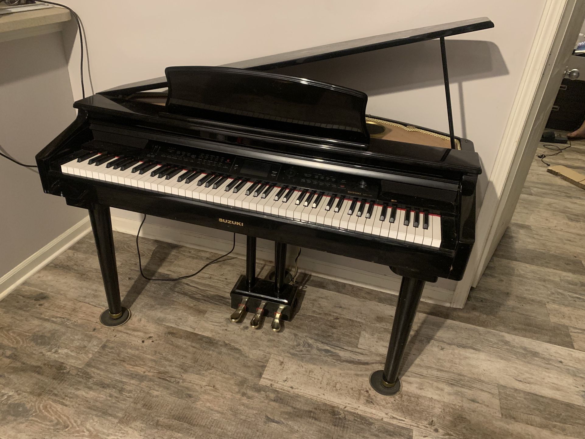 SUZUKI MDG-300