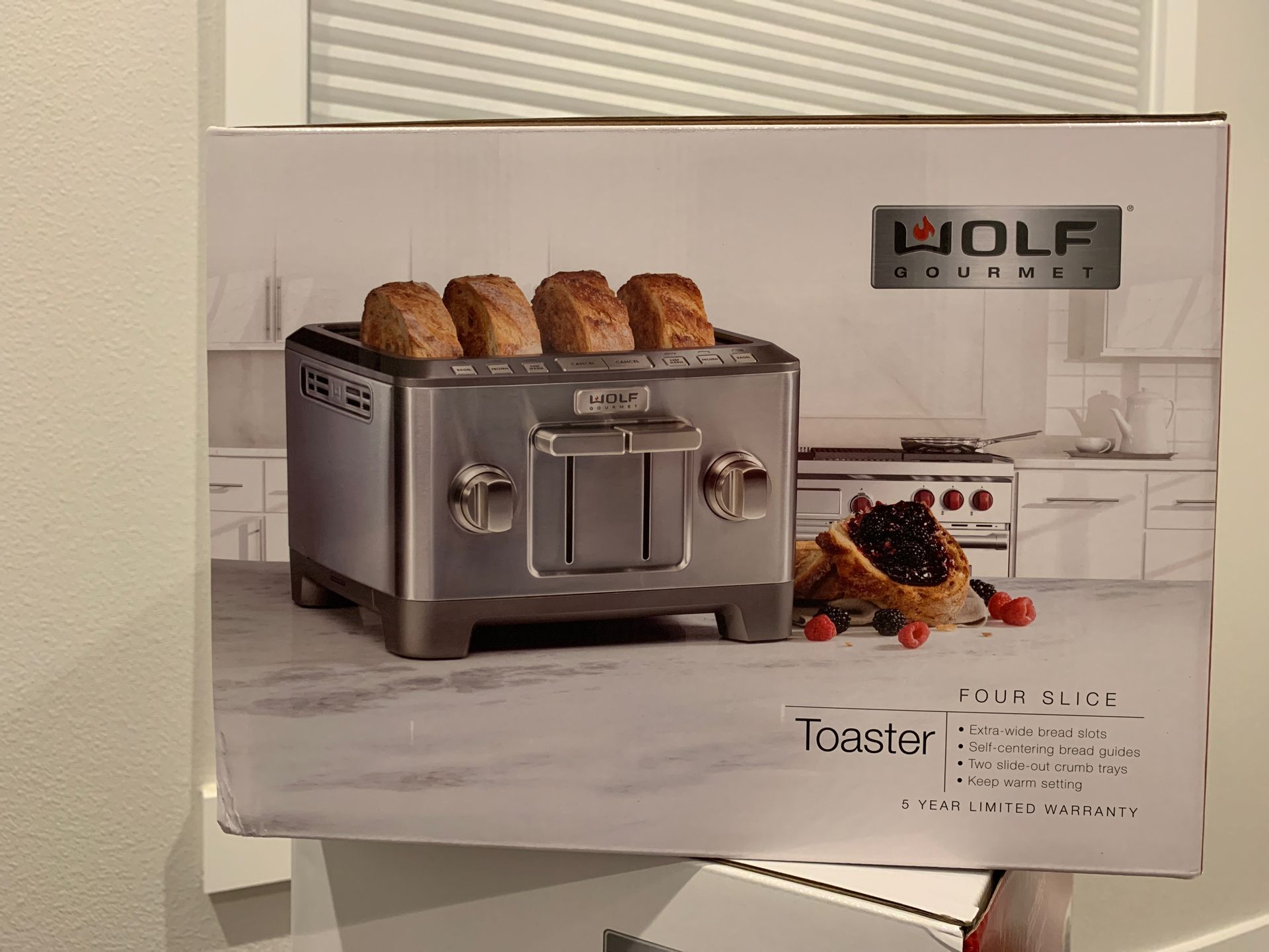 WOLF Toaster