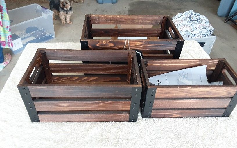 Wooden Nesting Crates, Brown
