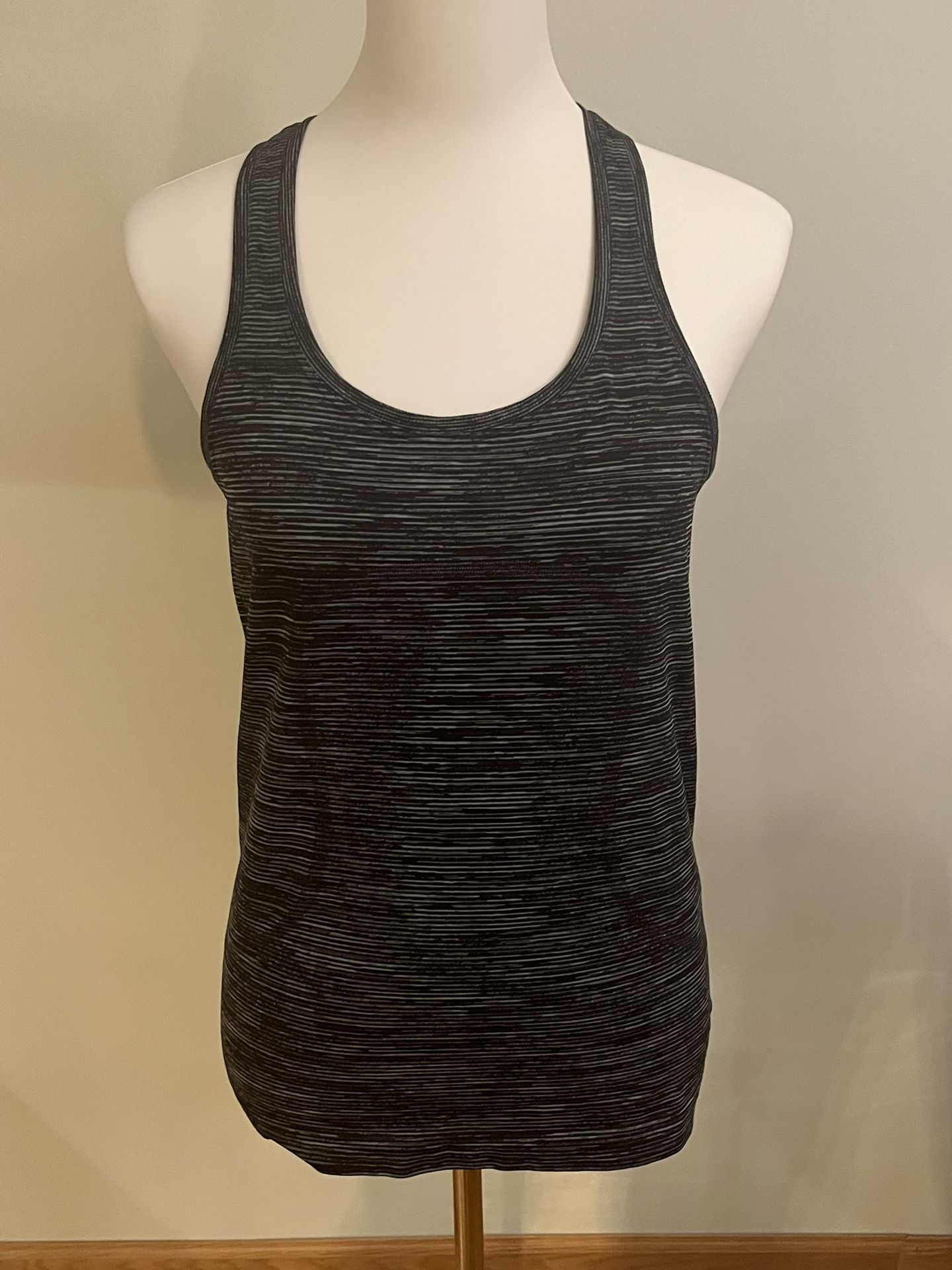 Peloton x Lululemon Swiftly Speed Racerback Tank Top Black Stripe Size 8
