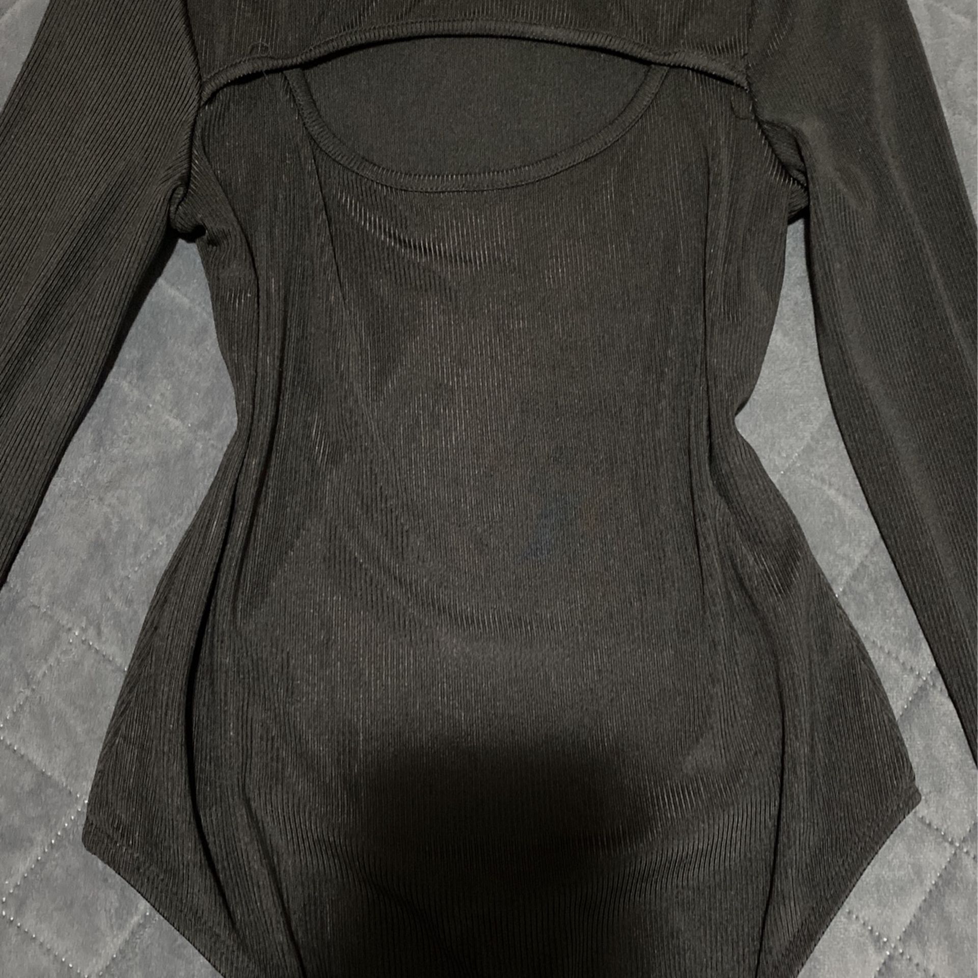 Bodysuit Long Sleeve $10 