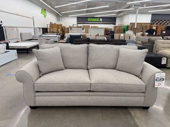 Oasis Cream Loveseat