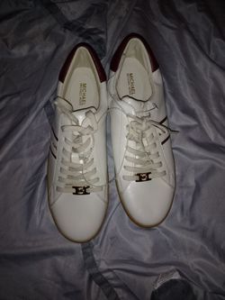 Women sneaker