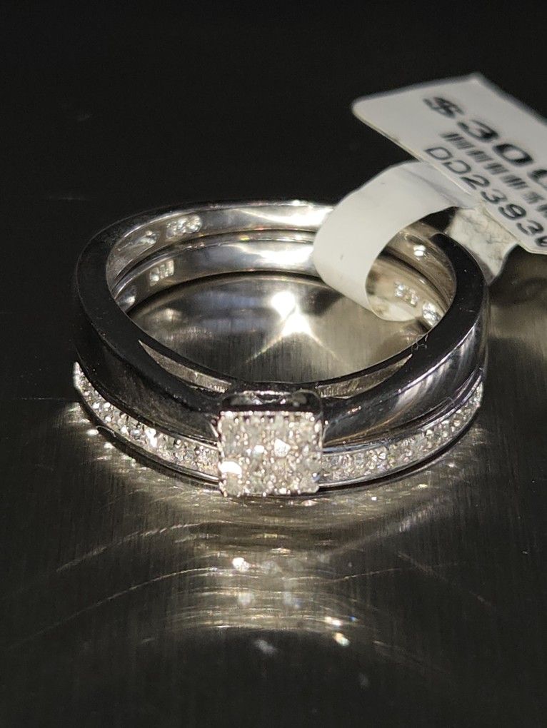 Natural Diamond Engagement Set