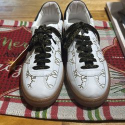 Valentino Sneakers