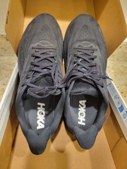 Men's Hoka Shoes Dark Black 11D (Used)