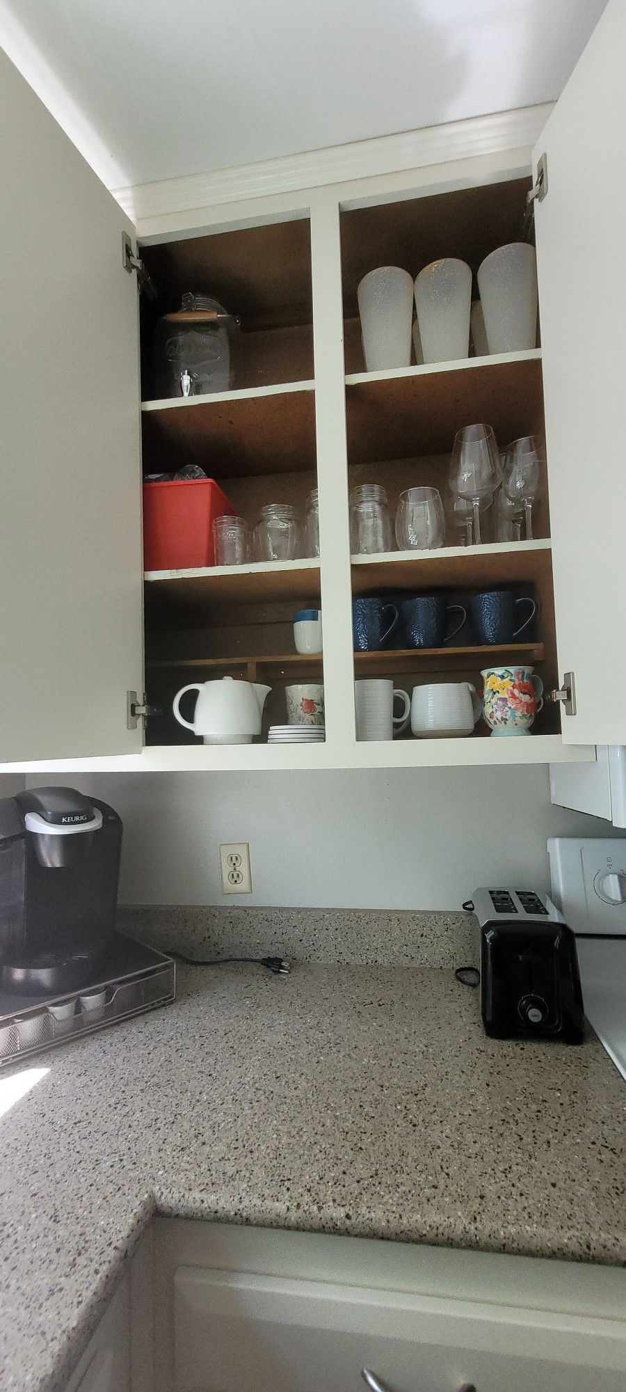 Various Kitchen Items