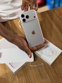 New 18 Pro Max 2TB**{UNLOCKED For Any Company}**Brand New iPhone**