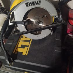 DeWalt Corded Circular saw