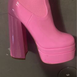 Size 8 Pink Boots 