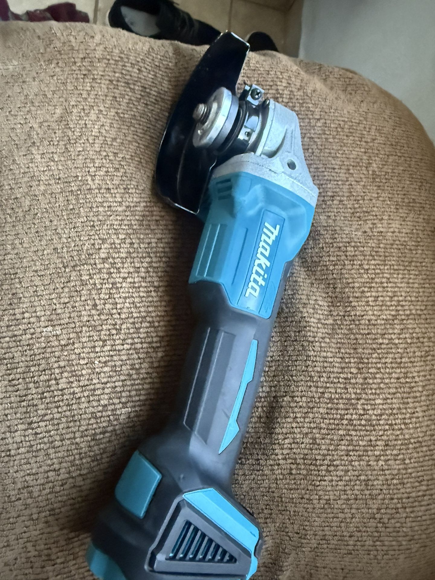 Makita Grinder