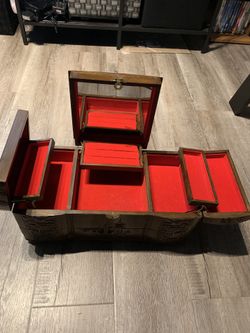 Antique storage box from Hong Kong(with mirror in the middle and 8 pockets for storage)