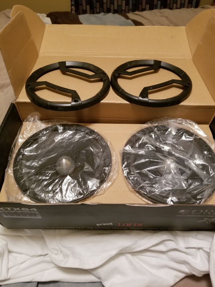 6.5 1000 watt XTX64 Orion speakers