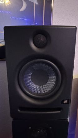 Presonus Eris E5
