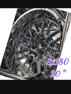 Heavy-duty 20s for your 2500/3500 HD! 🛞💪 ​⚡ Size: 20" 💥 Bolt Pattern: 8x180 🛻 Fits: Chevy Silverado & GMC Sierra 2500HD / 3500HD 🔥 Built tough fo