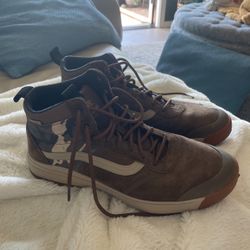 Vans - Like New - Mens Size 12