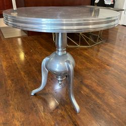 Round Metal Sliver End Or Side Table 