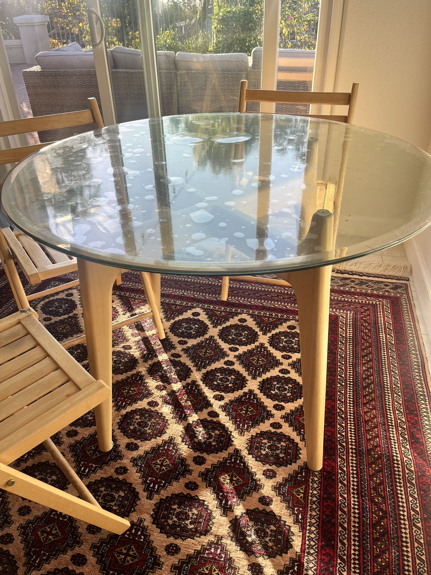 Crate And Barrel Round Glass  Dining Table 