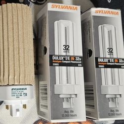 SYLVANIA LIGHT BULBS 