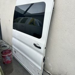 Ford Transit 150-250-350 ( Médium) Roof Only